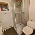 Apartment Koselig Liten Med Hyggelig Uteplass *
