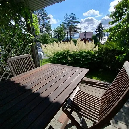 Apartment Koselig Liten Med Hyggelig Uteplass *