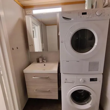 Apartment Koselig Liten Med Hyggelig Uteplass *