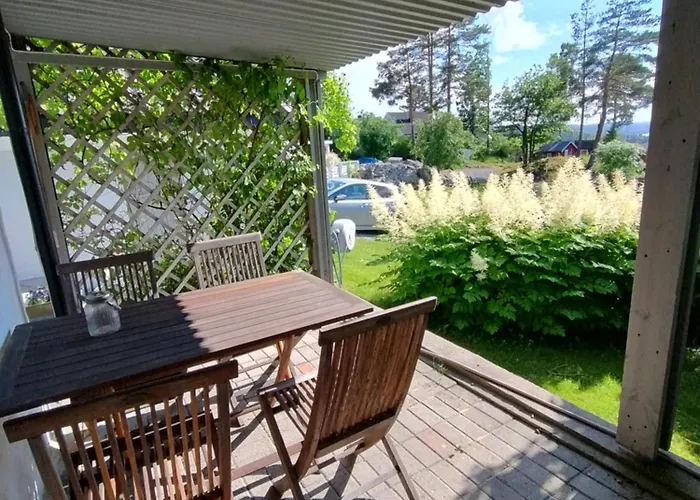 Apartamento Koselig Liten Med Hyggelig Uteplass *