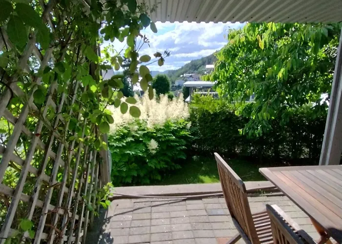 Koselig Liten Med Hyggelig Uteplass Kragerø