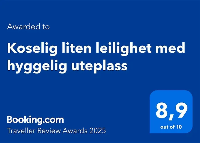 Koselig Liten Med Hyggelig Uteplass